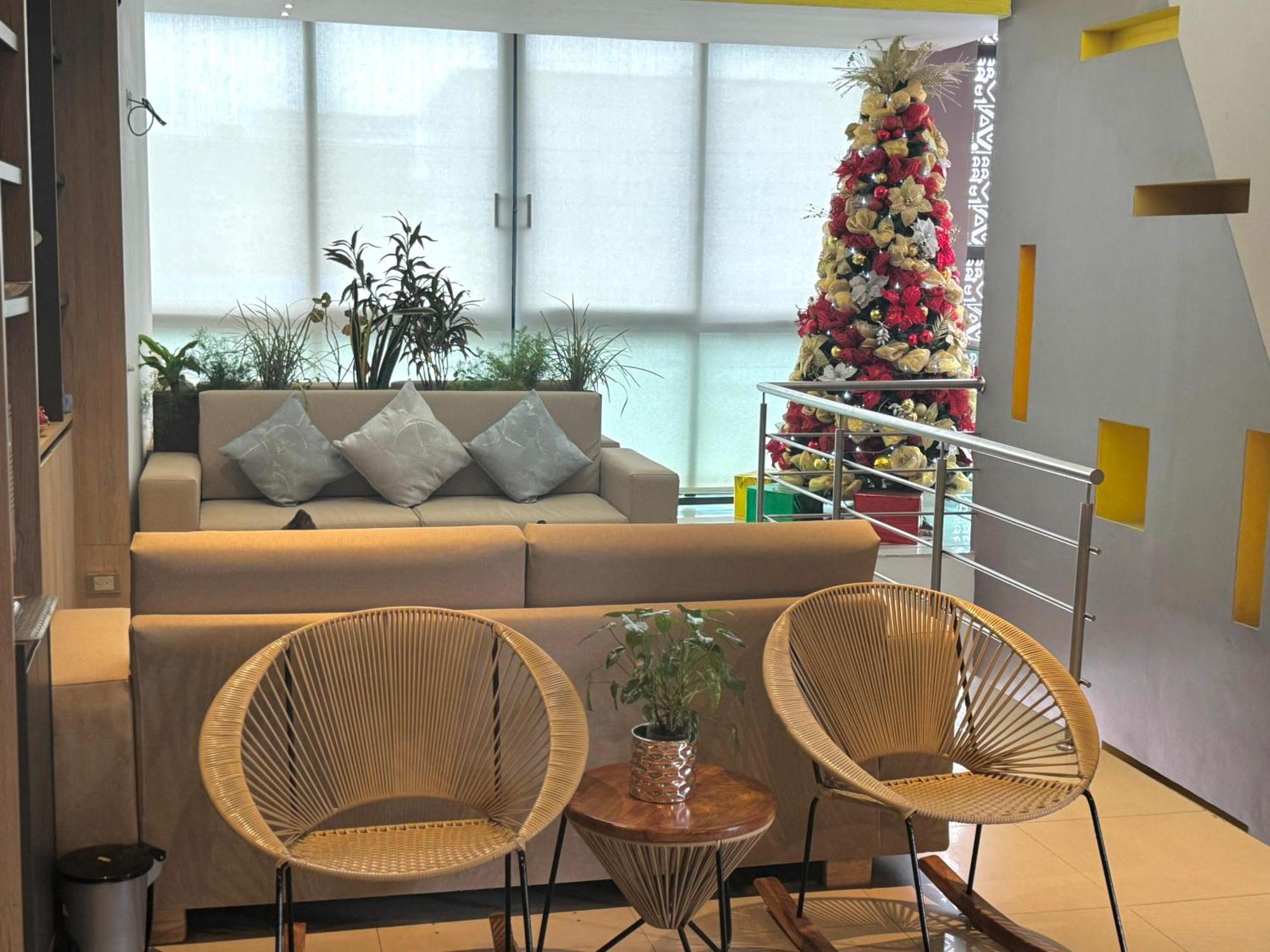 Santa Clara Boutique